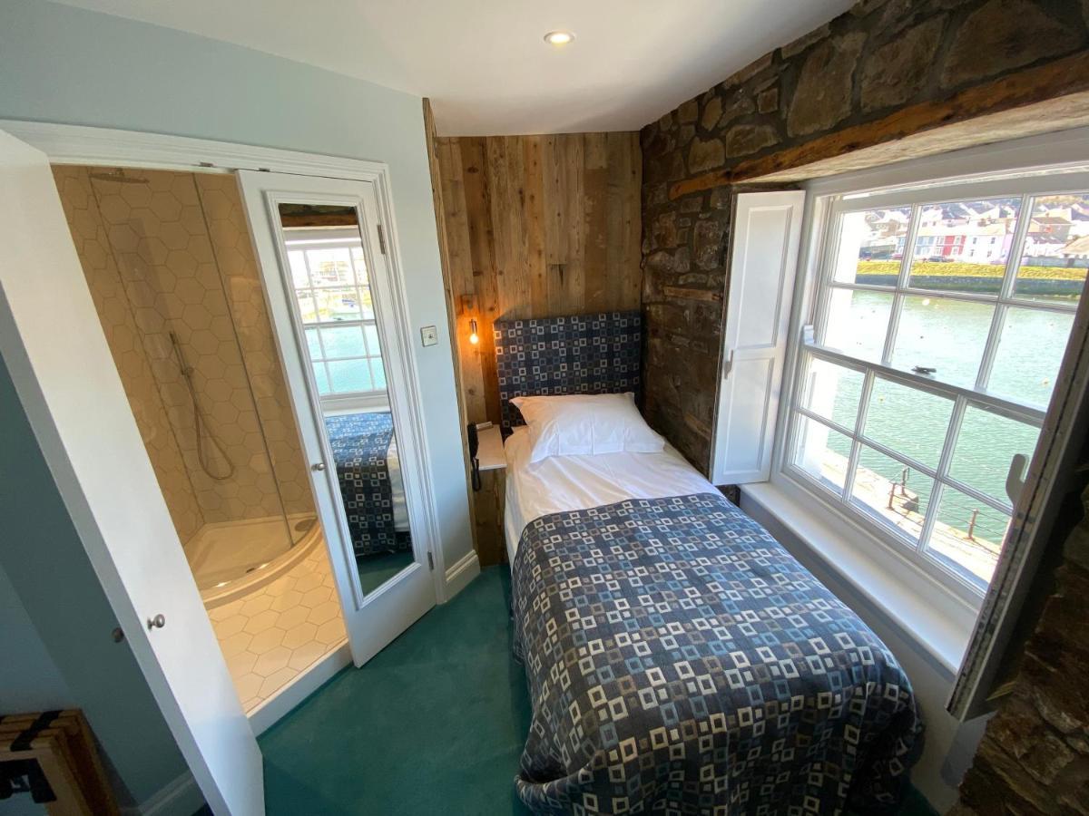Harbourmaster Hotel Aberaeron Bagian luar foto
