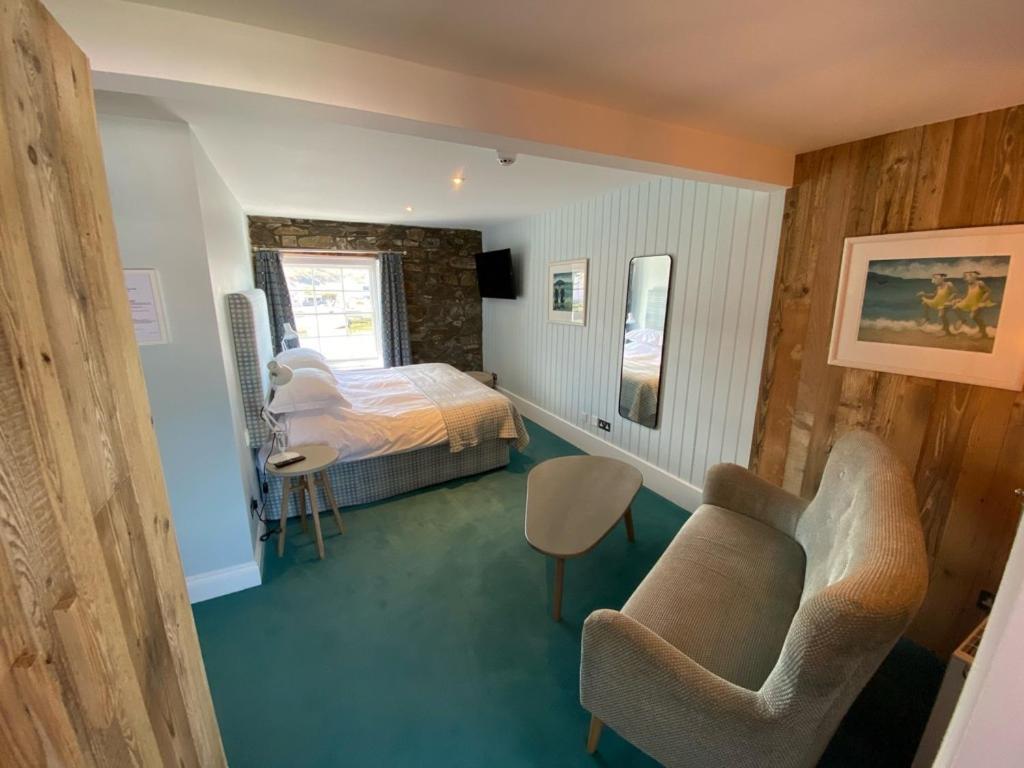 Harbourmaster Hotel Aberaeron Bagian luar foto