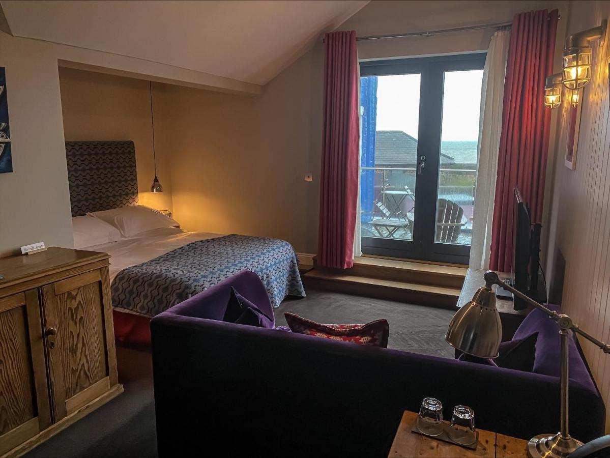 Harbourmaster Hotel Aberaeron Bagian luar foto