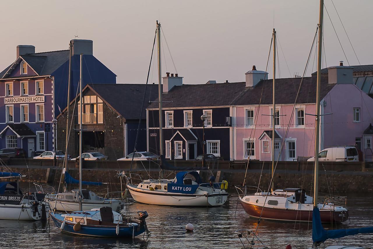 Harbourmaster Hotel Aberaeron Bagian luar foto